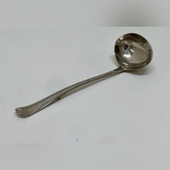 Vintage Raimond Large Raised Rattail Hook Stand Silver Plated Punch Soup Ladle - Picture 1 of 16